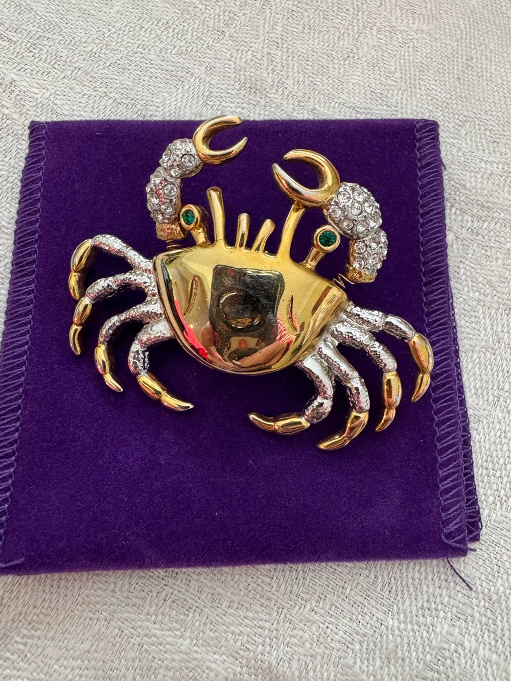 VTG Rhinestone Gold-tone Crab with Opposable Claws